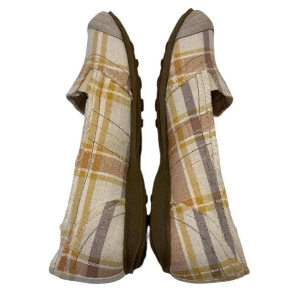 Mudd Women's Preform Plaid Flat Natural Size 10 NIB